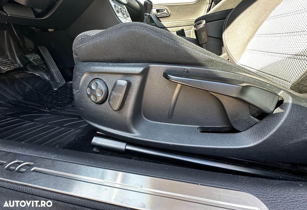 Volkswagen Passat CC 2.0 TDI DPF - 13