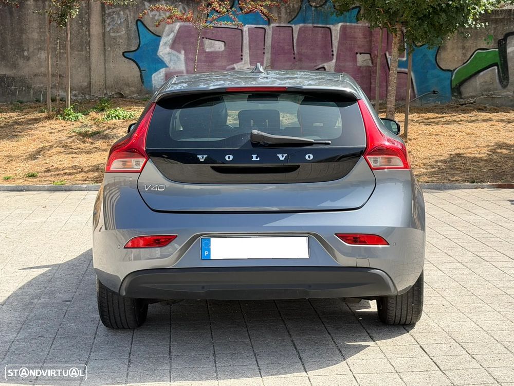 Volvo V40 D2 Momentum - 15