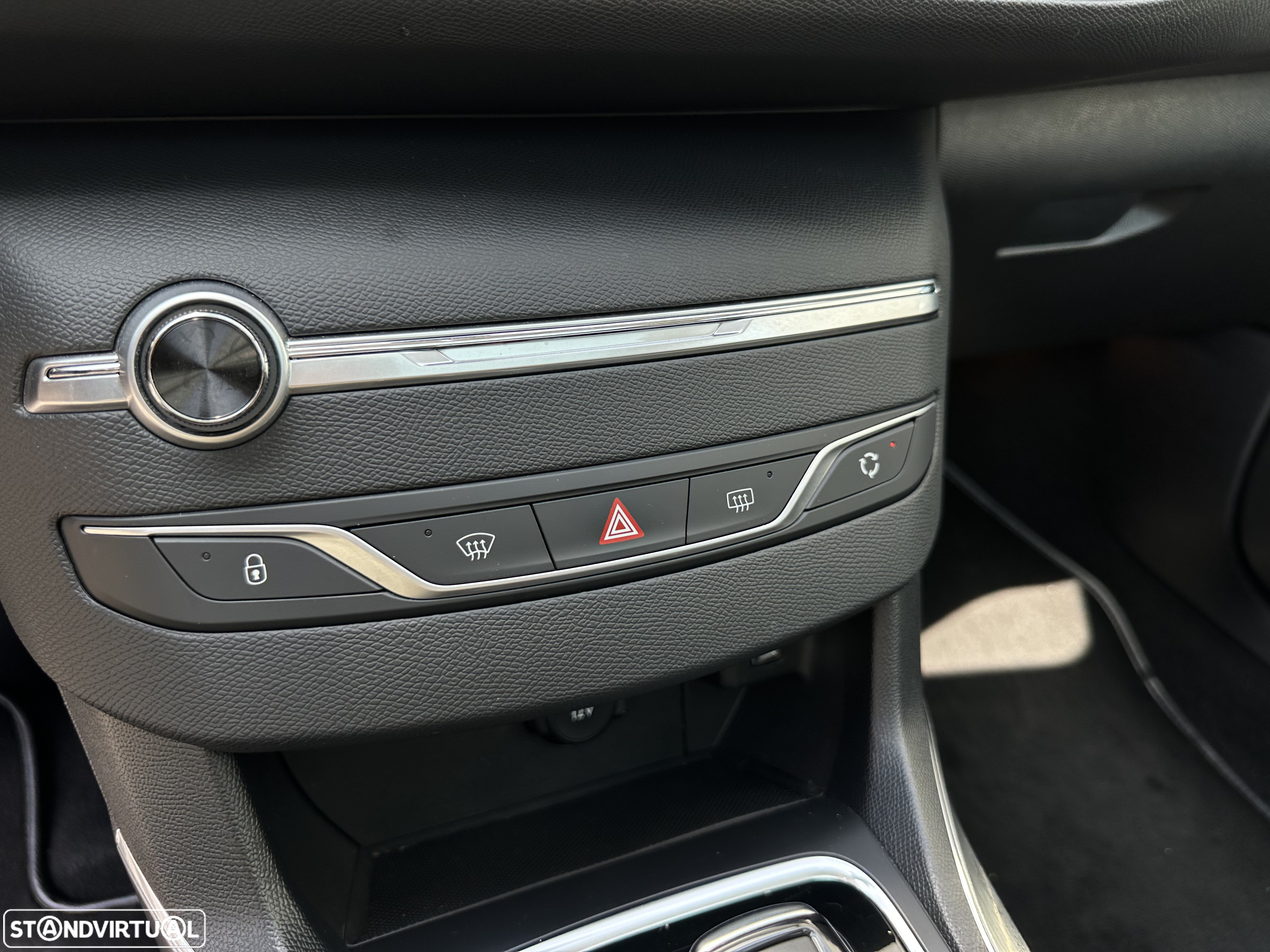 Peugeot 308 1.2 PureTech Allure Pack EAT8 - 22