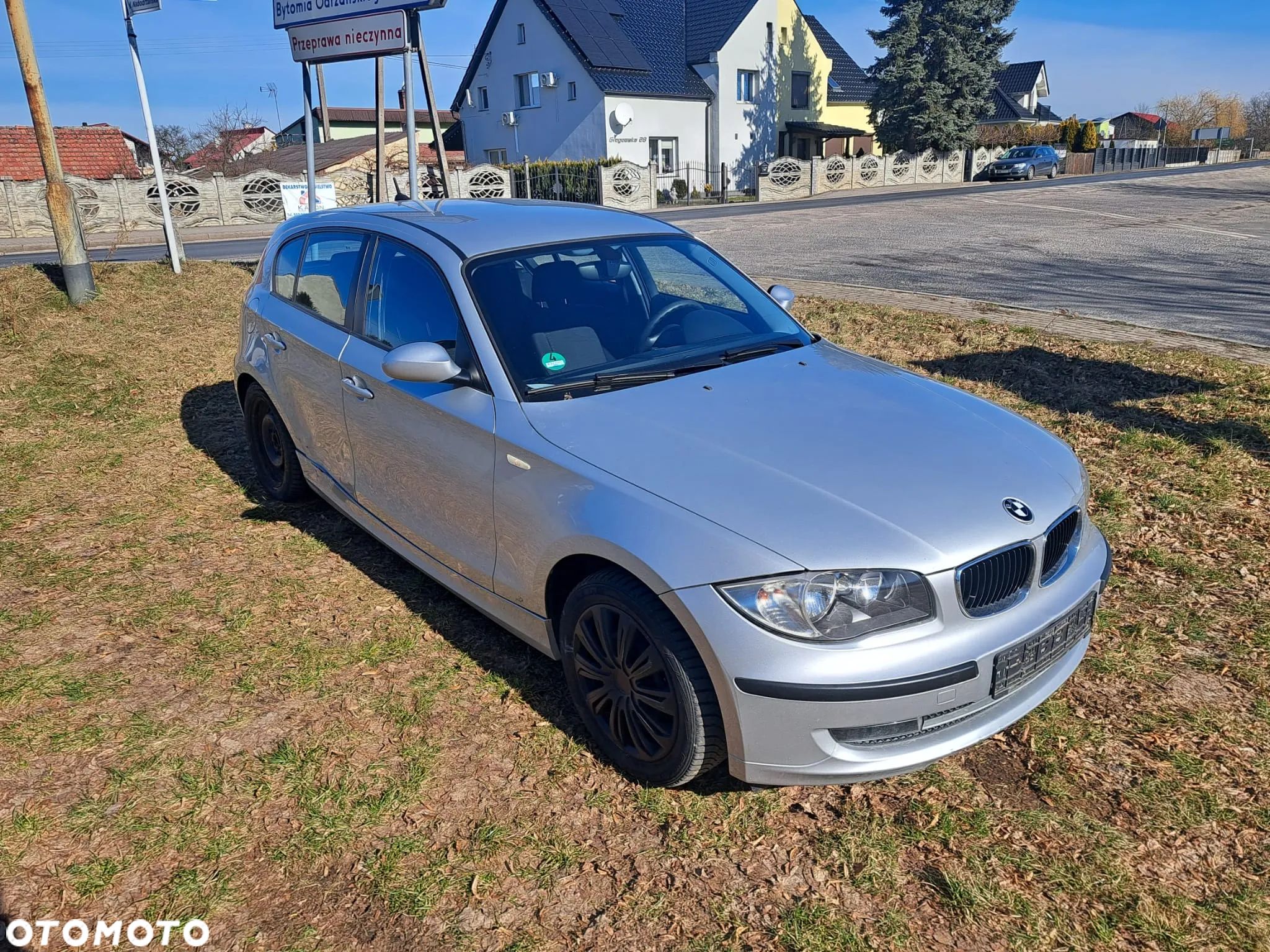 BMW Seria 1 116i - 1