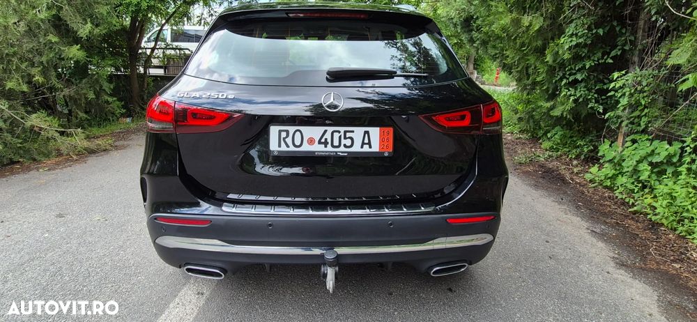 Mercedes-Benz GLA 250 e - 22