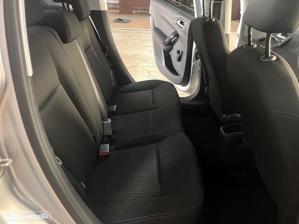 Peugeot 208 1.6 BlueHDi Style - 17