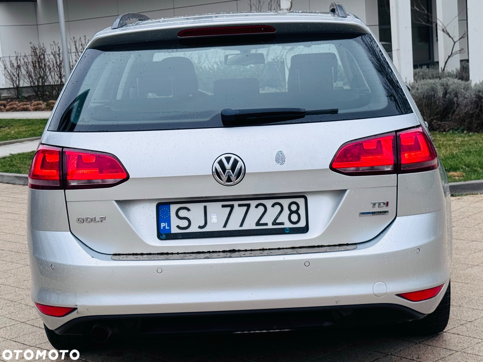 Volkswagen Golf VI 1.6 TDI Trendline - 13