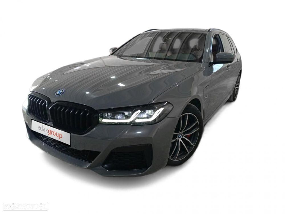 BMW 530 e Pack Desportivo M - 1
