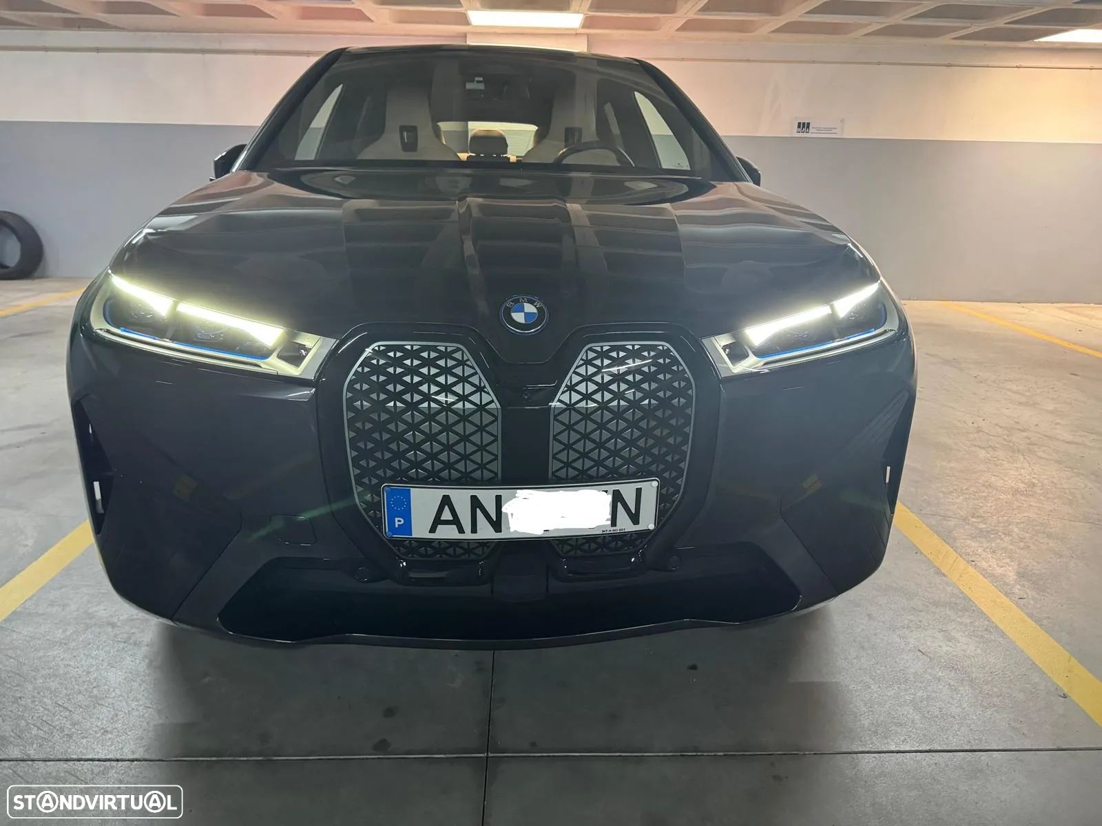 BMW iX xDrive 40 - 1