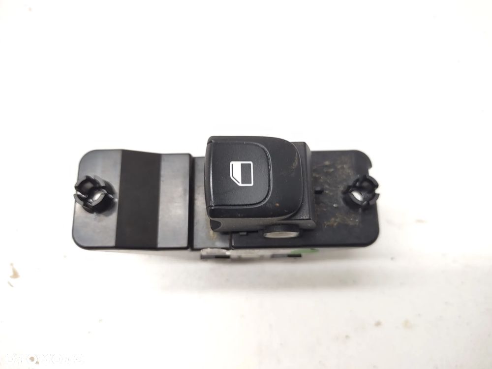 PANEL WŁĄCZNIK PRZEŁĄCZNIK OPUSZCZANIA SZYBY 93575-H8500 KIA RIO IV STONIC LEWY TYLNY ORYGINAŁ