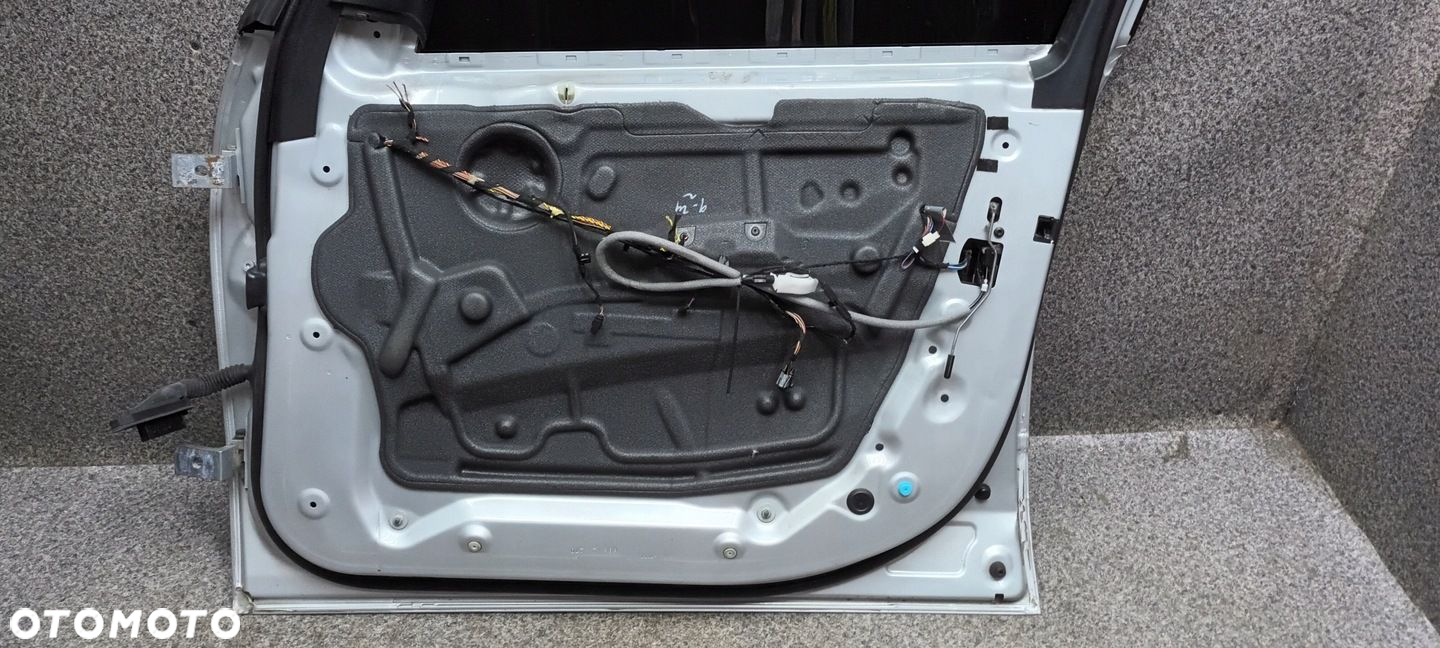 BMW X5 E70 drzwi prawe przednie klamka szyba listwa prawy przod 354/7 ORG - 9