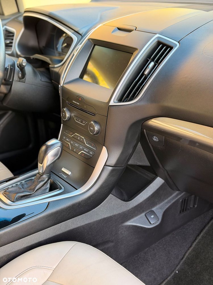 Ford Edge - 23