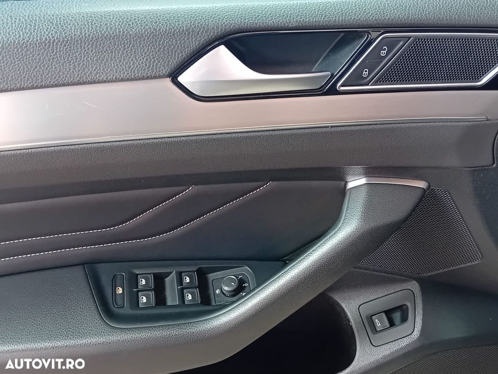 Volkswagen Passat - 10