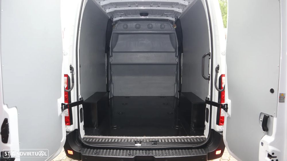 Renault Master 2.3 dCi 135 L3H2 7 lugares - 6