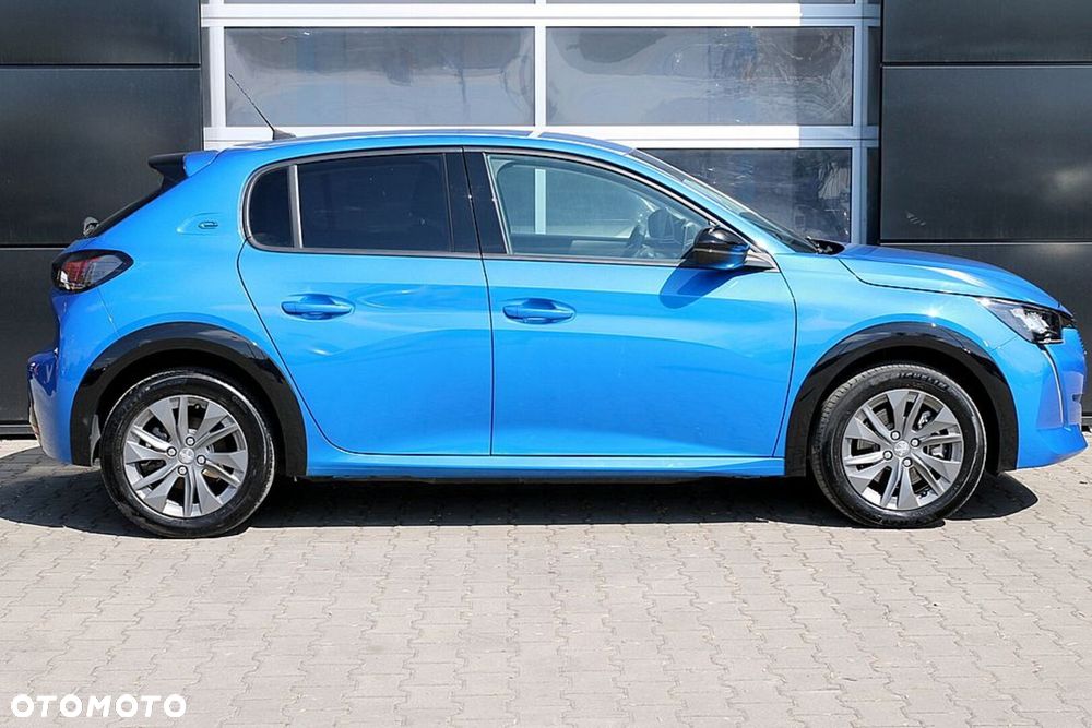 Peugeot 208 - 15