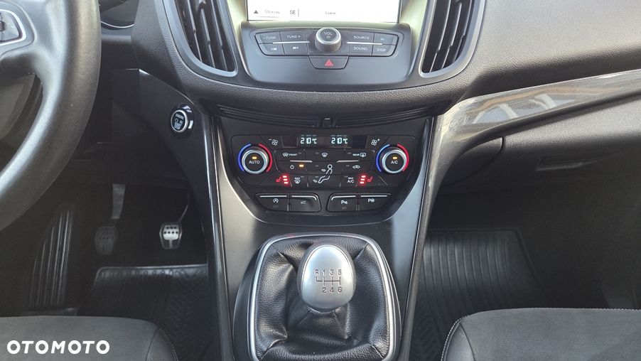 Ford Kuga 2.0 TDCi 4x4 ST-Line - 30