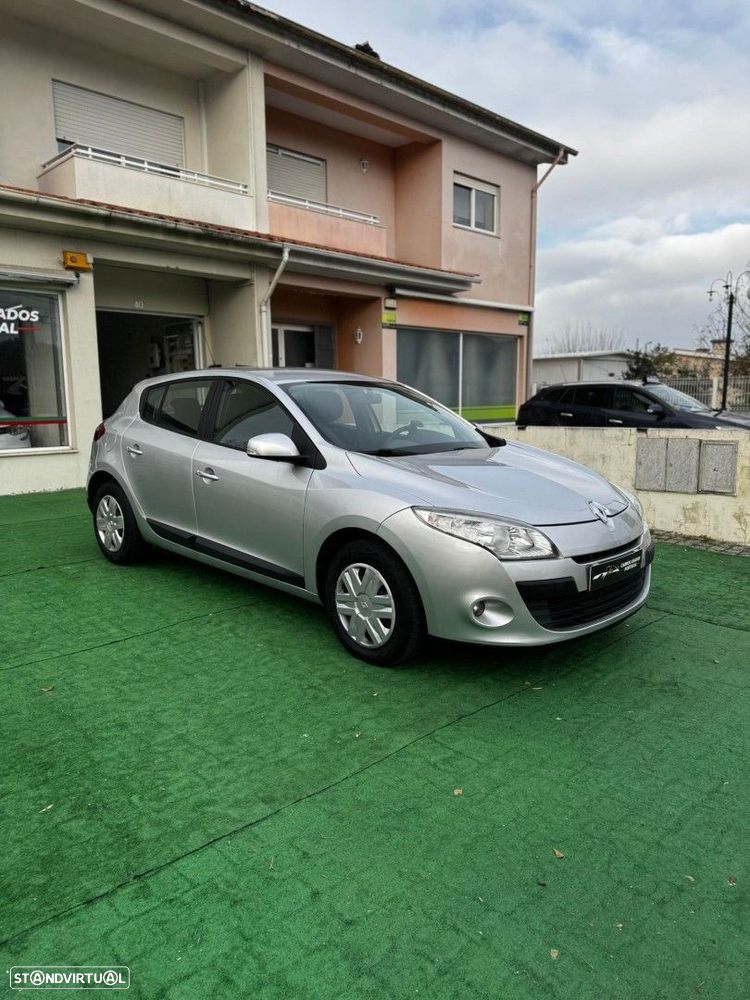 Renault Mégane 1.5 dCi Confort - 3