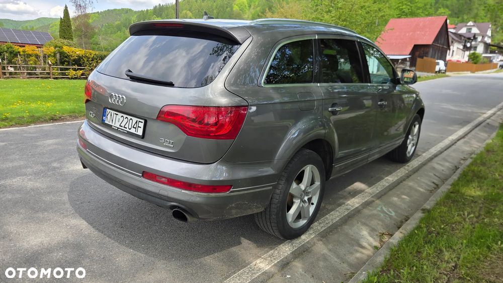 Audi Q7 3.0 TFSI Quattro Tiptronic - 5