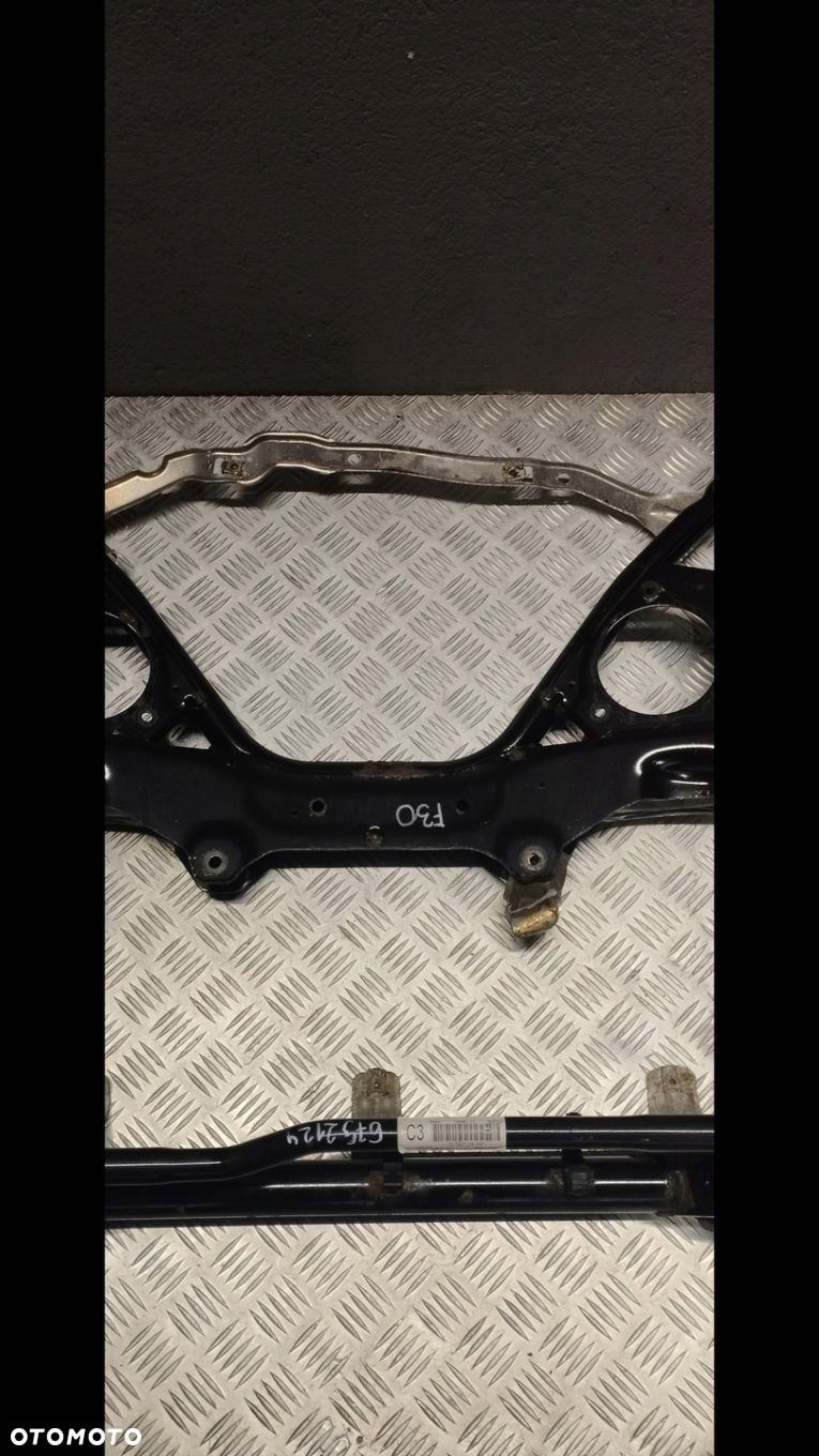 BMW F30 F31 WÓZEK SANKI PRZÓD STABILIZATOR - 11