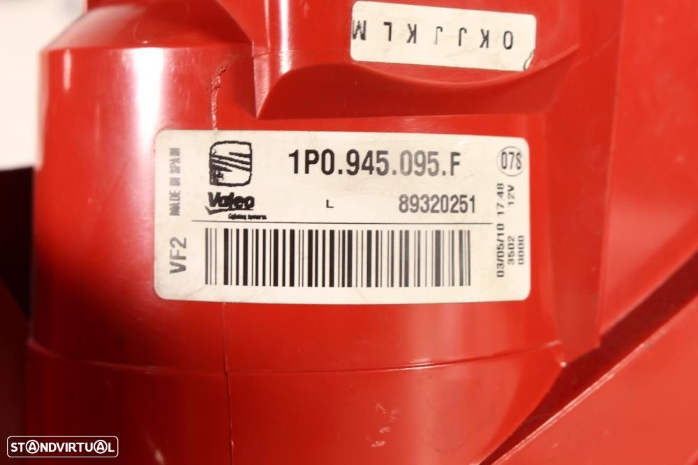 Farolim Esquerdo Seat Leon (1P1)  1P0945095f / 89320251 / Chassi Condu - 8