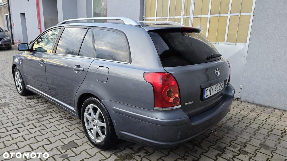 Toyota Avensis 2.0 D-4D Prestige - 11