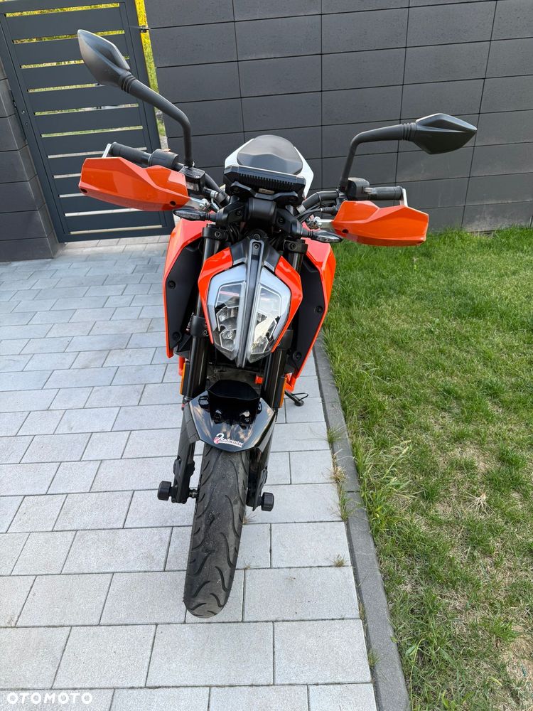 KTM Duke 125 - 8