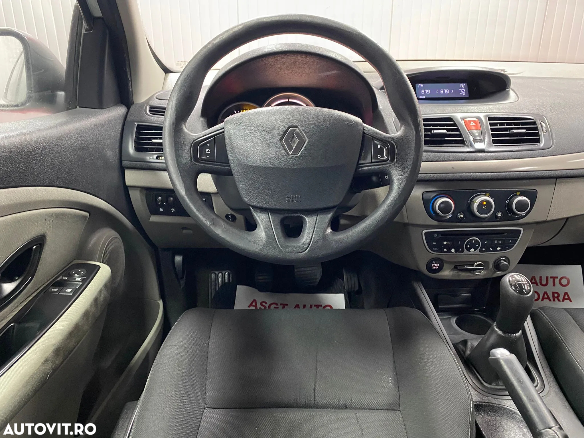 Renault Megane - 8
