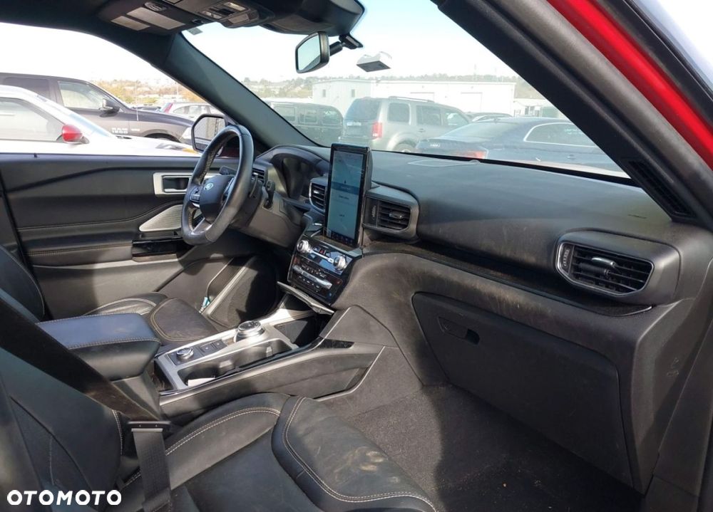 Ford Explorer - 9