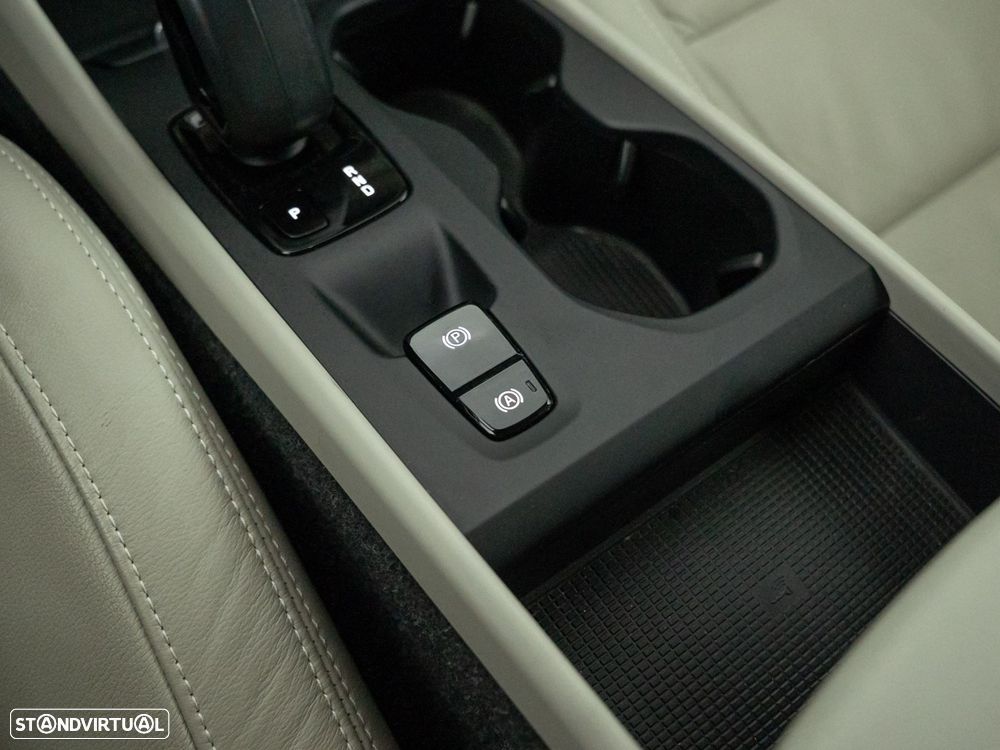 Volvo XC 40 1.5 T4 PHEV Inscription Expression - 27