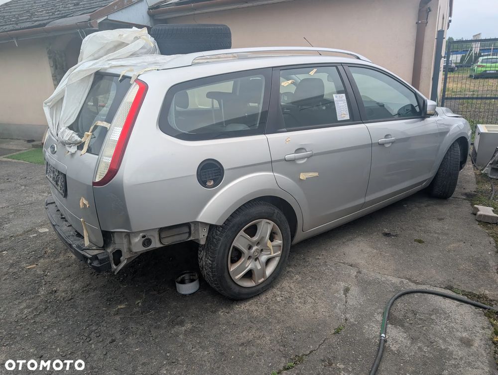 Ford Focus 1.8 Style - 3