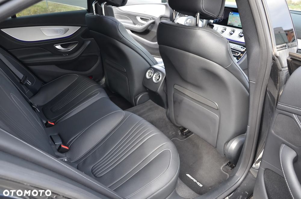 Mercedes-Benz CLS 220 d 9G-TRONIC AMG Line - 35
