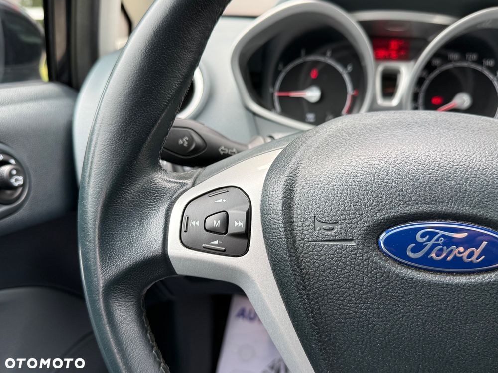 Ford Fiesta 1.25 Titanium - 27