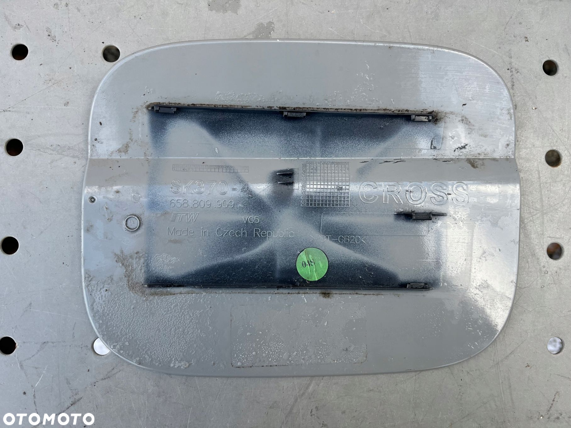 SKODA SCALA KLAPKA WLEWU PALIWA - 2