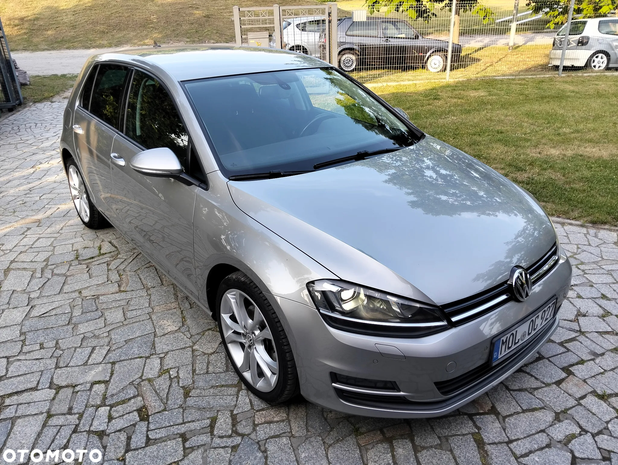 Volkswagen Golf VI 1.6 TDI Highline - 11