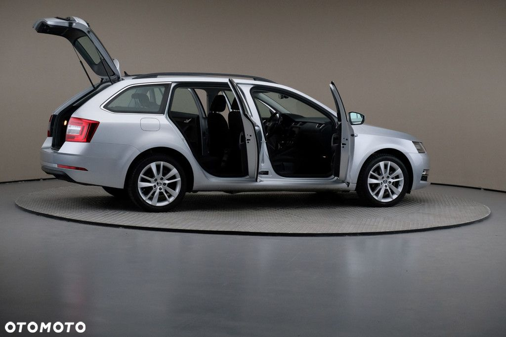 Skoda Octavia - 6