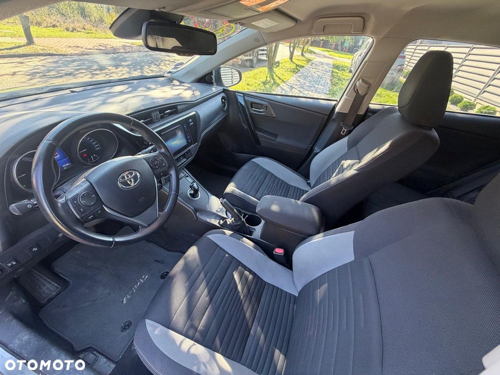 Toyota Auris - 9