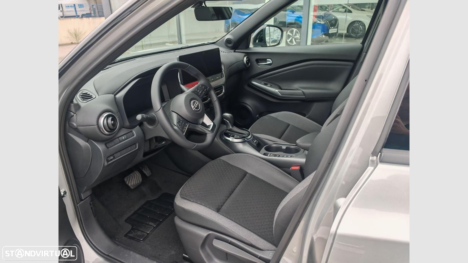 Nissan Juke 1.6 Hybrid N-Connecta Two Tone - 8
