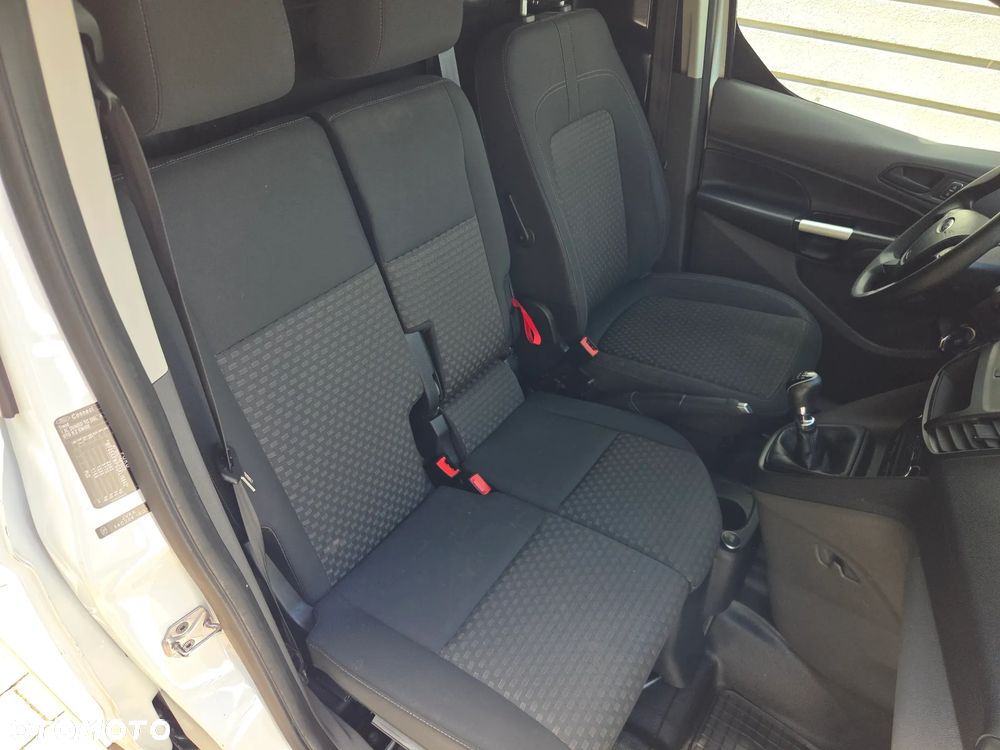 Ford Transit Connect - 14