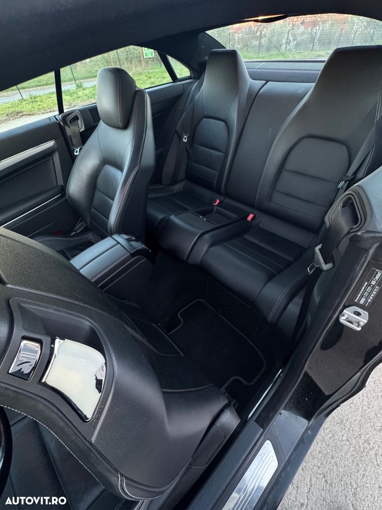 Mercedes-Benz E 220 CDI DPF BlueEFFICIENCY 7G-TRONIC Elegance - 11