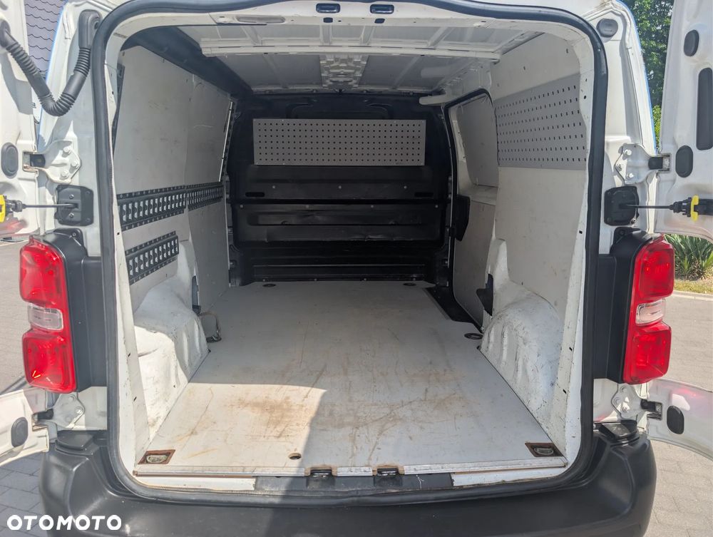 Peugeot Expert Jumpy Proace - 9