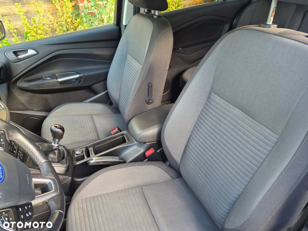 Ford C-MAX - 16