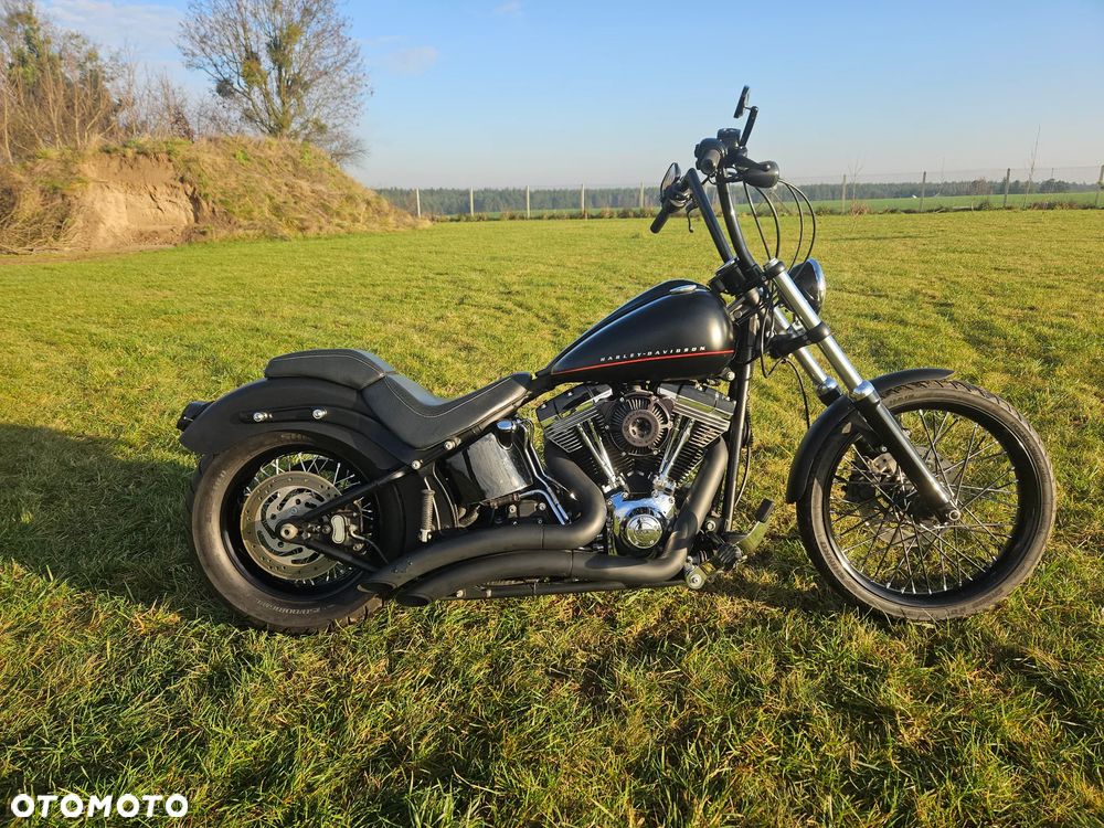 Harley-Davidson Softail Blackline - 1