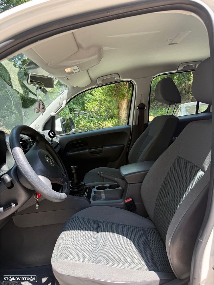 VW Amarok 2.0 TDi CD CM 4Motion - 27