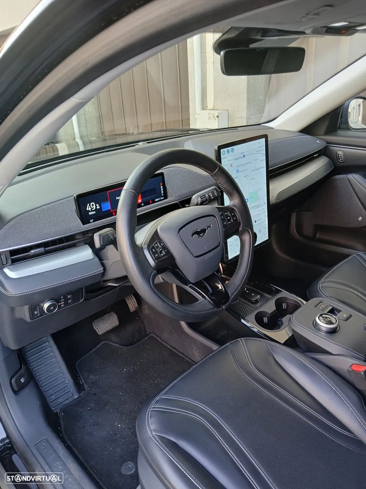 Ford Mustang Mach-E 75.7 kWh Premium AWD - 5