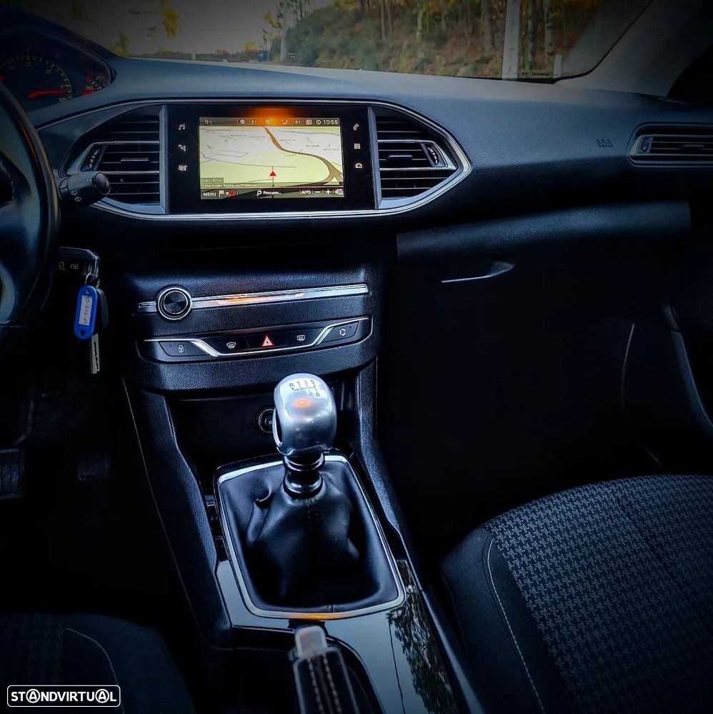 Peugeot 308 1.6 BlueHDi Allure - 12