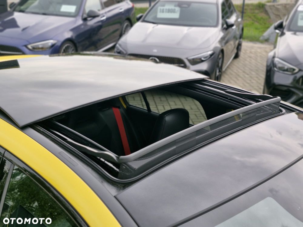 Mercedes-Benz Klasa A 35 AMG 4-Matic 8G-DCT - 33
