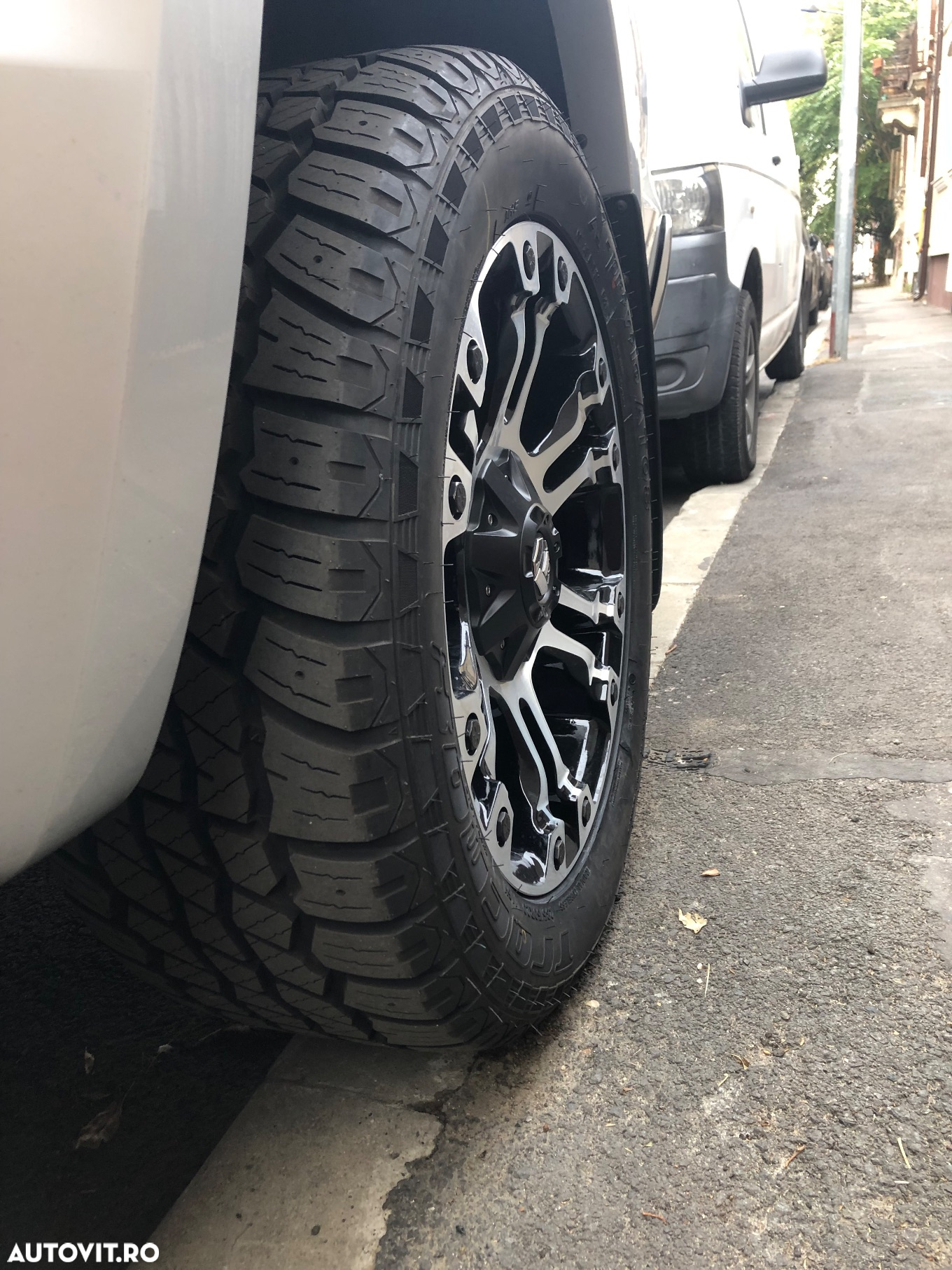 Volkswagen Amarok 2.0 BiDI 4x4 Cabina Dubla Trendline Aut. - 21