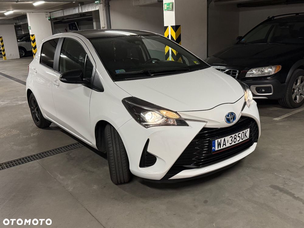 Toyota Yaris Hybrid 100 Dynamic - 5