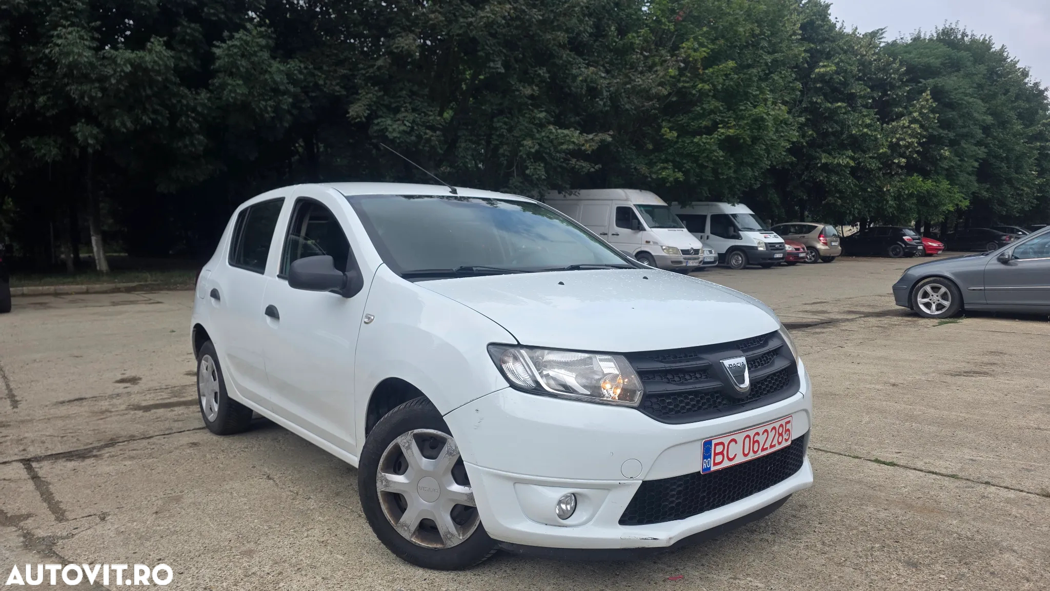 Dacia Sandero 1.2 16V Laureate - 2