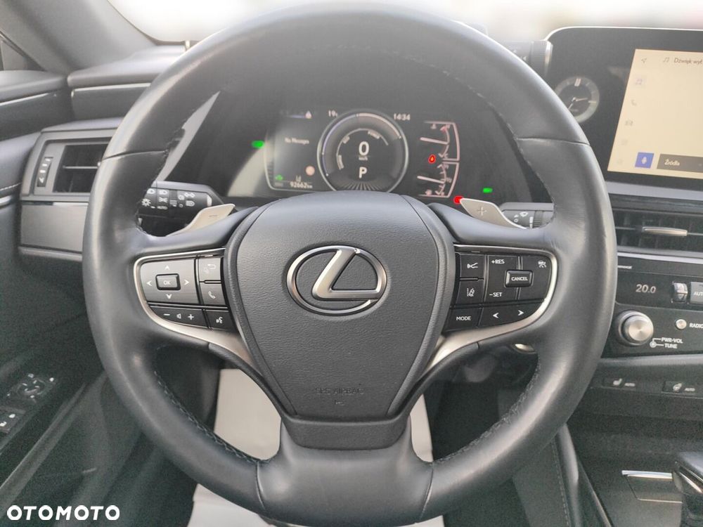 Lexus ES 300h Business Edition - 15