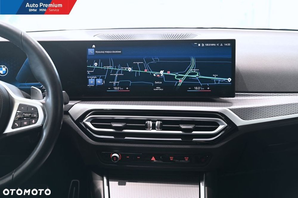 BMW Seria 3 330d xDrive MHEV - 15