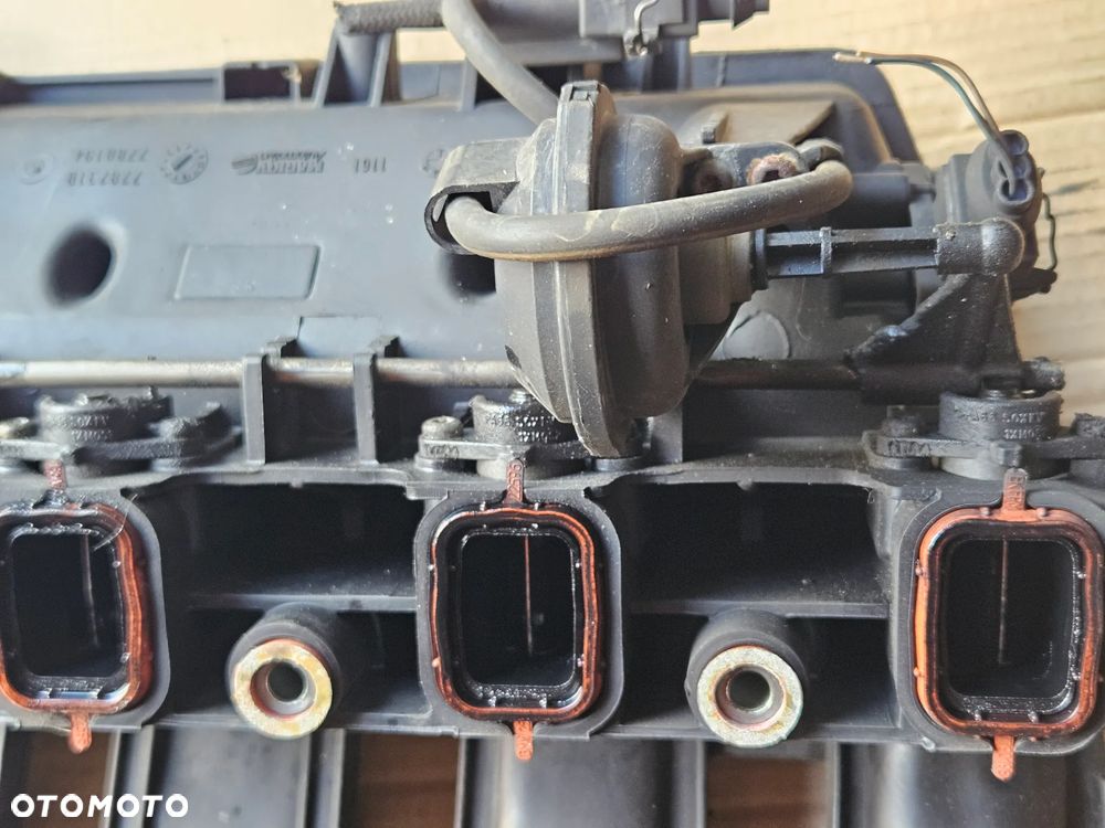 BMW E60 E61 1 E87 X3 E83 2.0 D kolektor ssący 7795393 7787318 7788194 - 8
