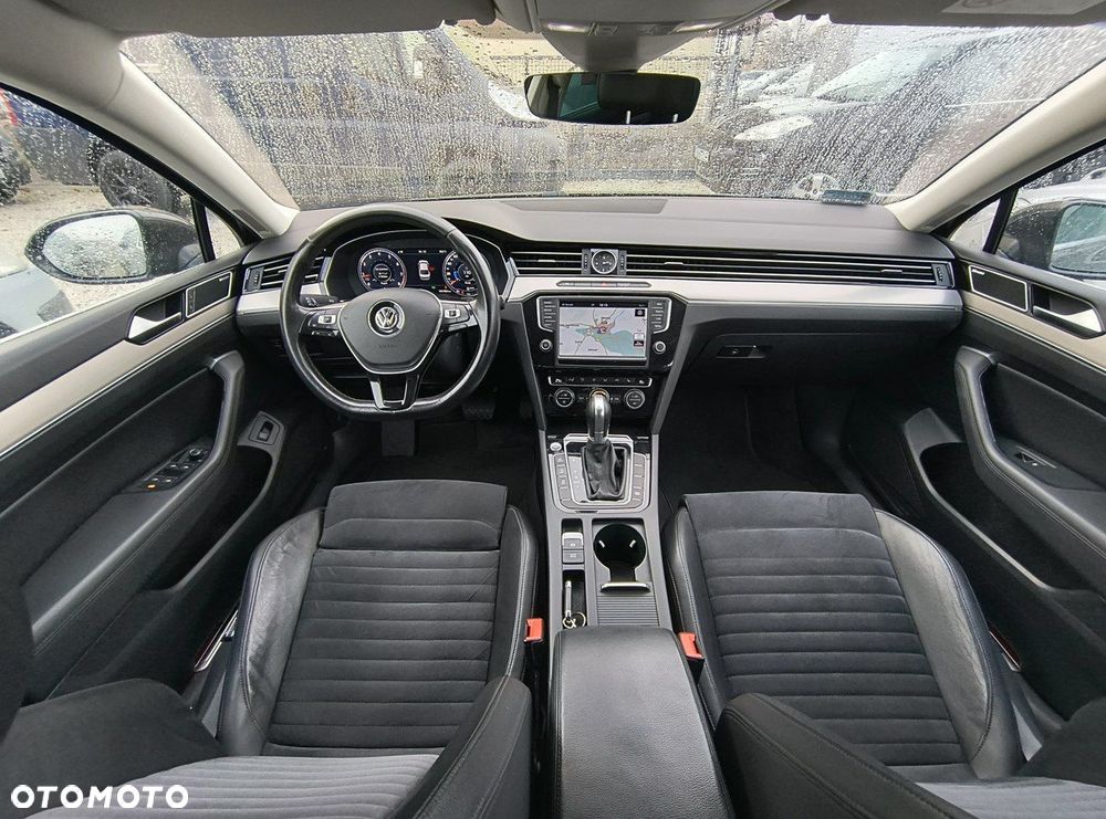 Volkswagen Passat 2.0 TSI BMT 4Mot Highline DSG - 10