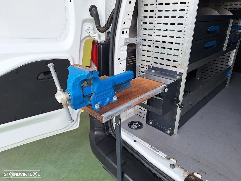 Citroën Berlingo 1.5 BlueHDi XL Equip. Oficina - 27